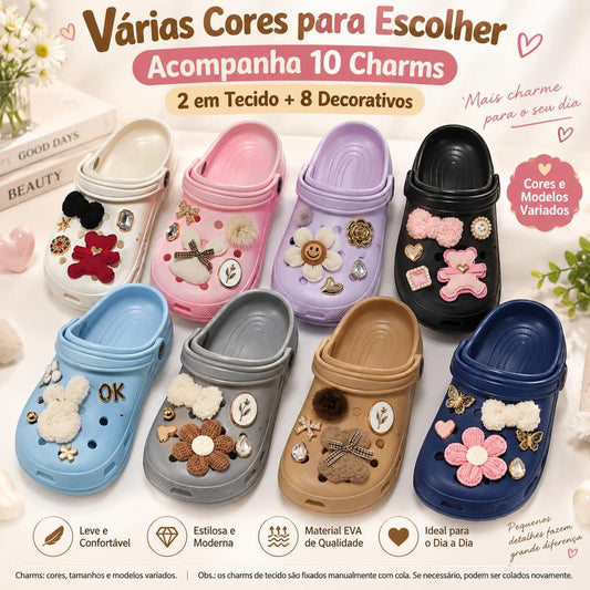 Babuche Feminina com 10 Charms 2 em Tecido + 8 Decorativos Leve Confortável Antiderrapante