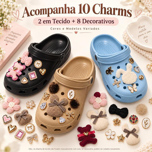 Babuche Feminina com 10 Charms 2 em Tecido + 8 Decorativos Leve Confortável Antiderrapante